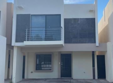 Casa · 160m² · 3 Recámaras · 2 Estacionamientos · Casa de Renta Semi Amueblada en Topacio Residencial