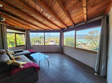 Casa · 228m² · 4 Recámaras · 2 Estacionamientos · Casa en Venta, Valle de Bravo