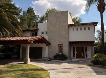Casa · 399m² · 4 Recámaras · 4 Estacionamientos · Casa en Venta Balvanera Polo & Country Club - Corregidora Querètaro - $16,000,000