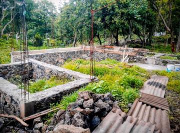 Terreno / Lote , Tepoztlán · Terreno con Construccion en Proceso