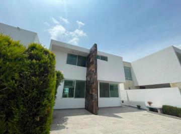 Casa de 3 habitaciones, San Andrés Cholula · Excelente Oportunidad en Puebla Blanca, Cluster con Alberca y Excelente Ubicación