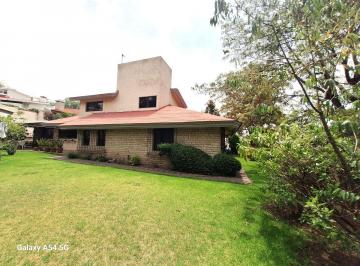 Casa de 2 habitaciones, Atizapán de Zaragoza · Hermosa Casa de un Nivel, con Hermoso Jardín en El Club de Golf Hacienda!