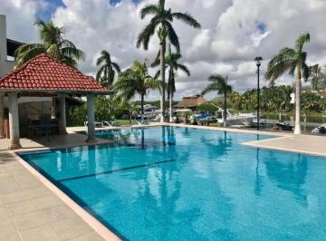 Casa en condominio de 3 habitaciones, Cancún · Casa en Renta Amueblada con Muelle - Zona Hotelera