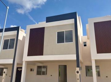 Casa · 112m² · 3 Recámaras · 1 Estacionamiento · °casa en Venta con Terraza en Col. Punta Laguna, Altamira Tamaulipas.