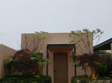 Casa de 3 habitaciones, Mérida · Casa en Venta en Cholul, de un Piso