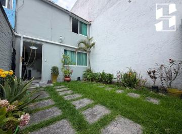 Casa de 3 habitaciones, Coyoacán · Casa Sola en Venta Dentro de Privada con Vigilancia 24/7 | Coyoacán