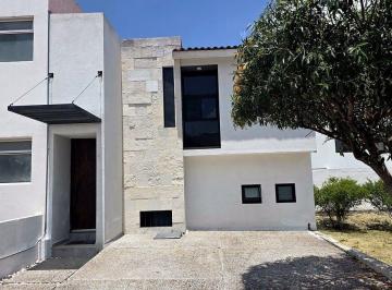 f066f11bddb8a2a5d5a5232c5b4f40d1ac253a282e3e029aa3b624608140ecbe · Casa Sustentable con Paneles Solares en Renta | Pedregal de Schoenstatt