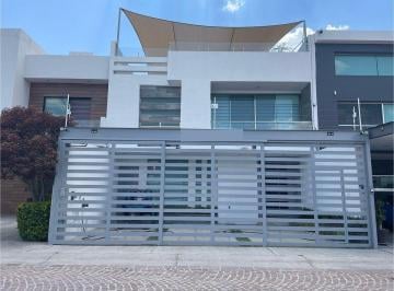 c79396e93b06100a9e9ea2d8e021b499d377a43f3475bf616067b5a18eb09cb4 · Casa en Renta en Cumbres del Lago Querétaro