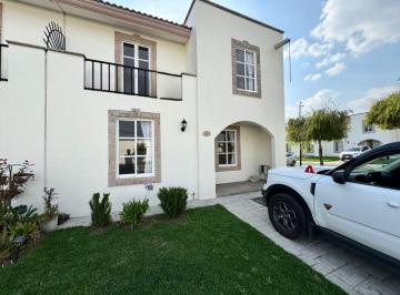 Casa · 3 Recámaras · 2 Estacionamientos · Casa en Renta en Lerma
