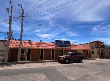 Local comercial , Hermosillo · En Renta Propiedad en La Col. 5 de Mayo, con Varias Divisiones Preparado Para Salones y Varios Baños