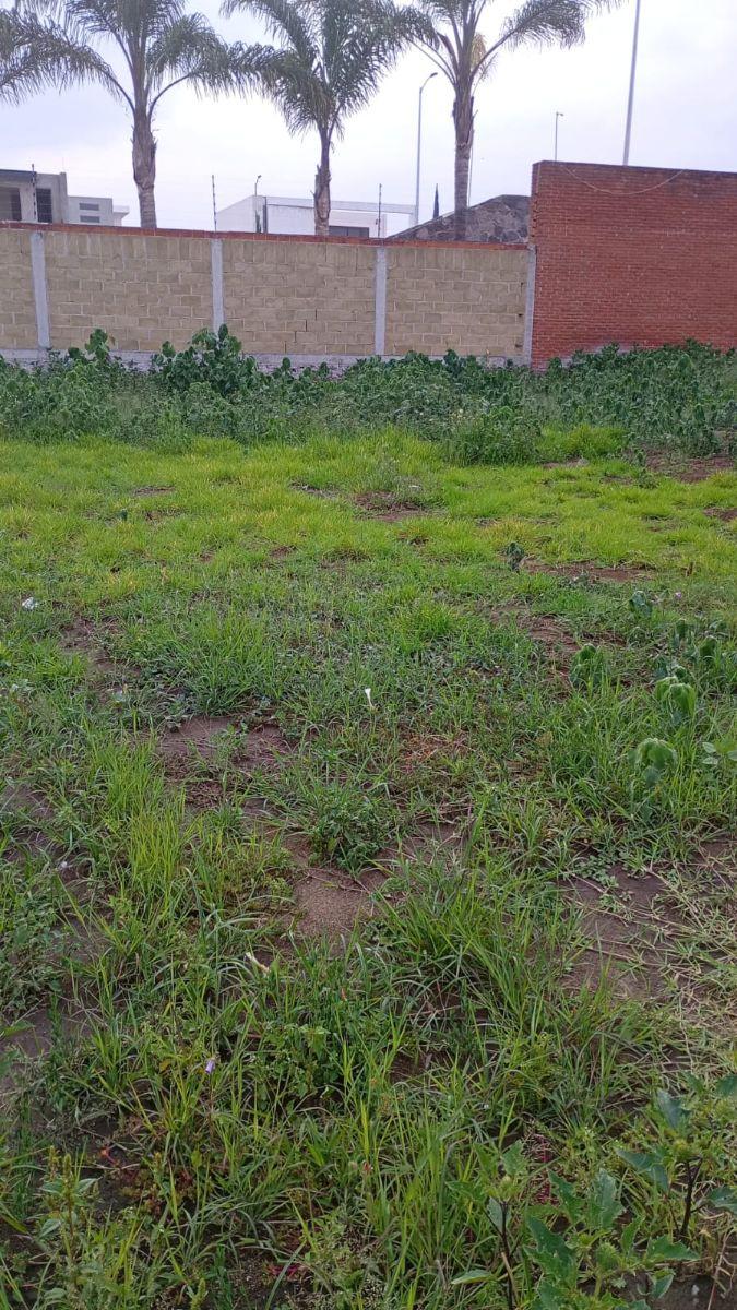 200 m&sup2; Lot on Paso de Cortes Highway, Cholula, Mexico