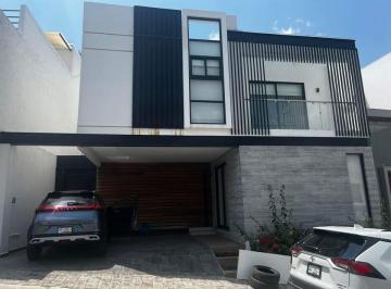 Casa de 3 habitaciones, San Andrés Cholula · Parque Lima | 3 Rec | 3,5 Baños | Cto Servicio | Moderna