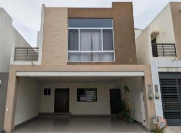 Casa de 3 habitaciones, Monterrey · Casa en Venta en Cumbres Puerta de Hierro, Monterrey