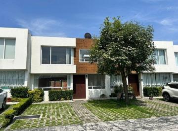 0e0c11f0dd91324b3d7b510fcdef9ae549dc33a3fa32a84329c0ef9d963a32e8 · Casa en Renta en Bosques de Las Fuentes, Calimaya