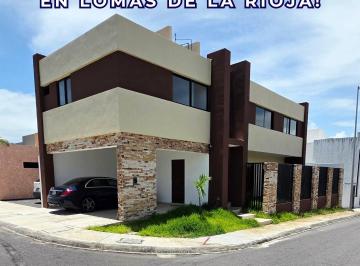 Casa de 3 habitaciones, Alvarado · ¡Casa en Esquina y con Alberca! ¡Lomas de La Rioja!
