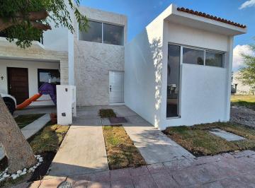 18d5132eee65a88d4af5df841e4ee64b17016e2c8a4b23ca3362e0e0557ca52a · Casa Nueva en Venta | Ciudad Maderas | 2 Recámaras | 1 Piso | Querétaro
