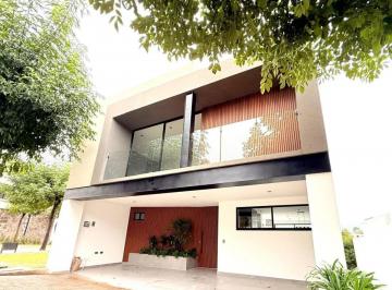 Casa de 3 habitaciones, San Andrés Cholula · Parque Cuernavaca | Diseño Diferente, Acabados Premium y Gran Ubicación
