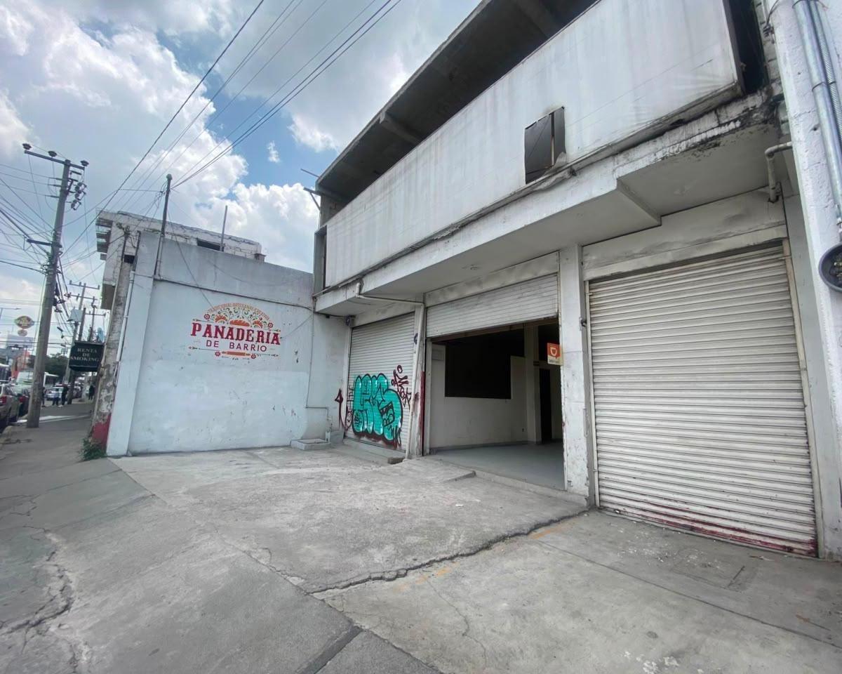 Commercial Space for Rent on Av. J. Clouthier, San Jerónimo Chicahualco, Metepec, State of Mexico. - (4)