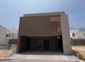 Casa · 325m² · 4 Recámaras · 2 Estacionamientos · Casa en Venta Santoral I Cumbres