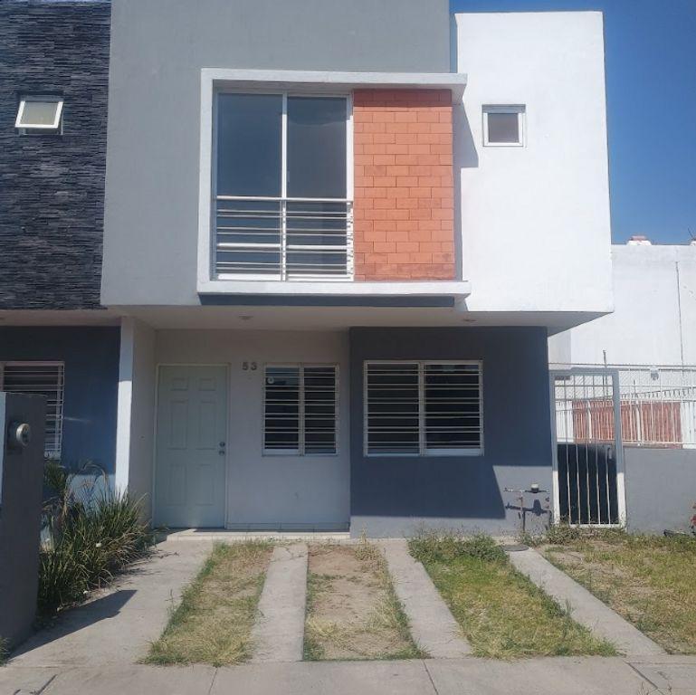 Casa en Venta en Calle San Blas, Paseo de Los Parques, San Pedro Tlaquepaque