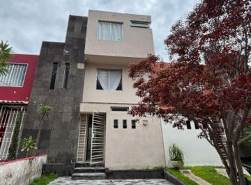Casa en condominio · 132m² · 3 Recámaras · 2 Estacionamientos · Casa en Venta en Terralta, Tlaquepaque