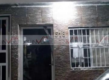 Casa · 7m² · 3 Recámaras · 2 Estacionamientos · Casa en Venta en Hacienda Las Yucas