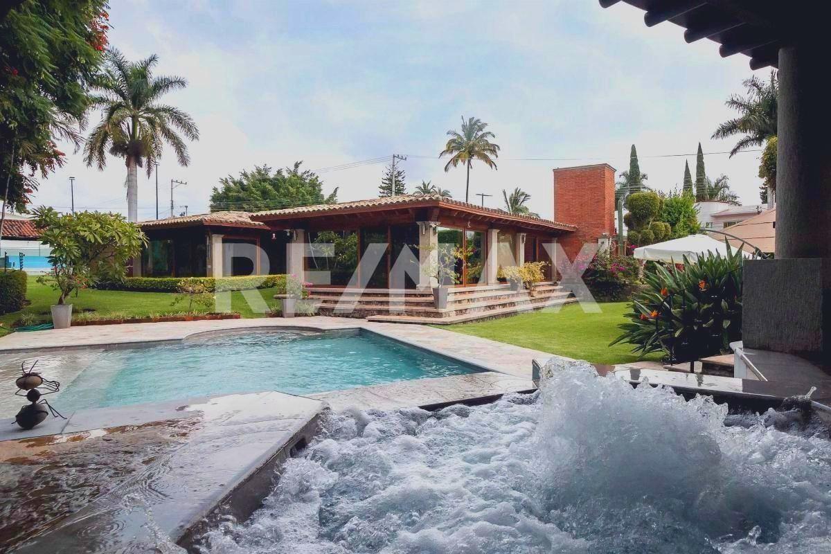 Venta de Casa en Lomas de Cocoyoc a Campo de Golf