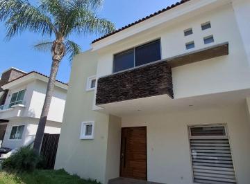 Casa en condominio de 3 habitaciones, Zapopan · Casa en Renta en Jardín Real, Zapopan, Jalisco