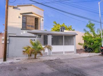 f4e0d194c53174387ded991b404866503f4310c8ed7d6e4294817f417b500515 · Casa de 3 Recámaras en Venta en Puesta del Sol, La Paz, B. C. s.