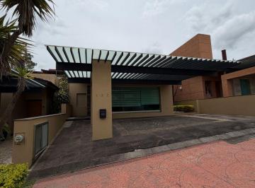 Casa Venta 301m² de 3 habitaciones · Oportunidad en El Club de Golf Altozano