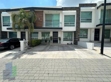 ee49cdb53318b6d1a67d5eed4285aaa48c8dc5891207dce4549431a76d0cbdd9 · Casa en Venta con o Sin Muebles, Modelo Grande con Roof Garden