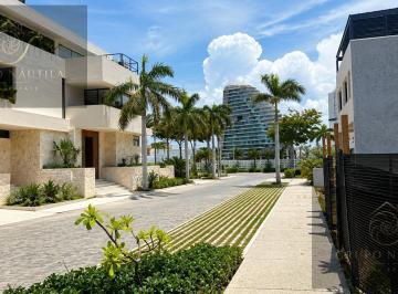 Terreno / Lote · 321m² · Venta de Terreno en Puerto Cancún