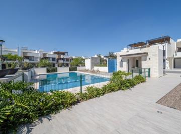 Casa · 169m² · 3 Recámaras · 2 Estacionamientos · Casa Nueva en Renta Caleido Residencial Escobedo Nl
