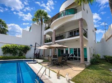 1 · Residencia en Venta con Acceso a La Presa – Entorno Privado y Familiar