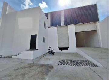 Bodega comercial , Tlajomulco de Zúñiga · Vistas Sur! Amplisima Bodega en Renta con Anden Para Descarga