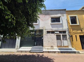 2ba3d06cb5468aeb54cafe76f851392e20964eb130808451a1cb6b94bc79a277 · Casa Para Oficina en Venta con Uso de Suelo Mixto