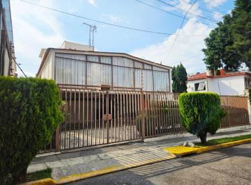 Casa de 3 habitaciones, Naucalpan de Juárez · Casa en Venta en Jardines de San Mateo | Amplios Espacios y Excelente Ubicación