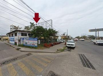 061dcf53c56c5bdfe6bc32627bdb7950b830b430eda9b4506280952ea4738441 · Terreno Comercial · Avs Miguel Aleman y Rafael Hernandez Ochoa · 300 m²