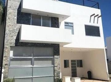 Casa en condominio de 3 habitaciones, Querétaro · Amplia Casa en Renta/venta en Priv. Lomas del Lago, Cumbres del Lago Juriquilla, Queretaro