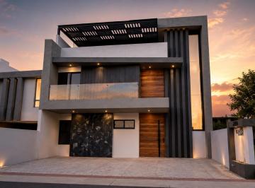 Casa de 5 habitaciones, Querétaro · Residencia de Autor en Colinas de Juriquilla, Roof Garden, Luxury!