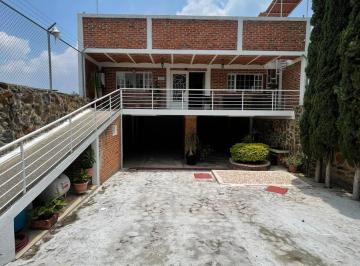 Casa · 200m² · 4 Recámaras · 6 Estacionamientos · Priv. 1ro. de Mayo No. 4 El Molino, Jocotepec, Jalisco