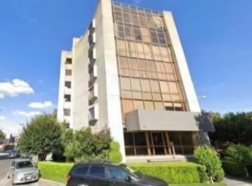 Departamento · 311m² · 4 Recámaras · 2 Estacionamientos · Departamento en Venta en Circuito Misioneros Satélite.