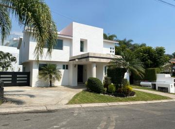 Casa de 4 habitaciones, Atlatlahucan · Casa Lomas de Cocoyoc. Copropiedad Residencial Administrada