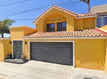 Casa de 4 habitaciones, Tijuana · Venta de Casa en Roma Playa de Costa Azul