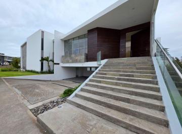 Casa de 4 habitaciones, Alvarado · Venta Casa en Marina Punta Tiburon