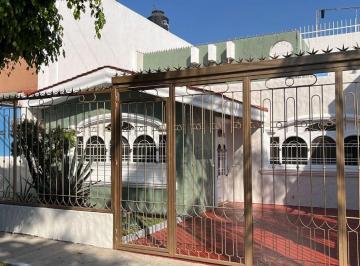 Casa de 3 habitaciones, Guadalajara · Casa en Renta de Una Sola Planta en Colonia Alcalde — 3 Recámaras, 3 Baños Cochera un Auto