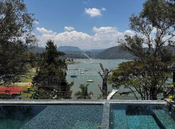 Casa de 6 habitaciones, Valle de Bravo · Casa en Renta con Vista Al Lago