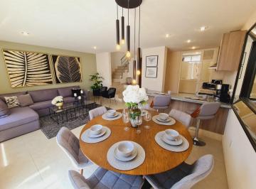 Casa · 135m² · 3 Recámaras · 2 Estacionamientos · Casa en Venta Zakia, Sala de Tv, 2 Estacionamientos Semi Techados