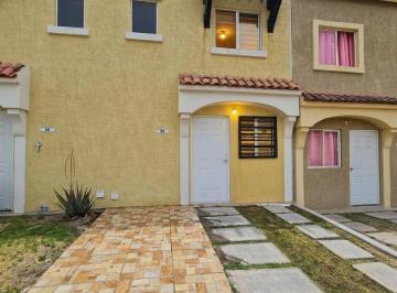 Casa · 79m² · 2 Estacionamientos · Casa en Venta Ciudad del Sol, Amplio Patio, Oportunidad
