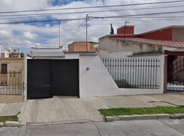 Casa de 3 habitaciones, Aguascalientes · Venta de Casa en Colinas del Rio en Aguascalientes